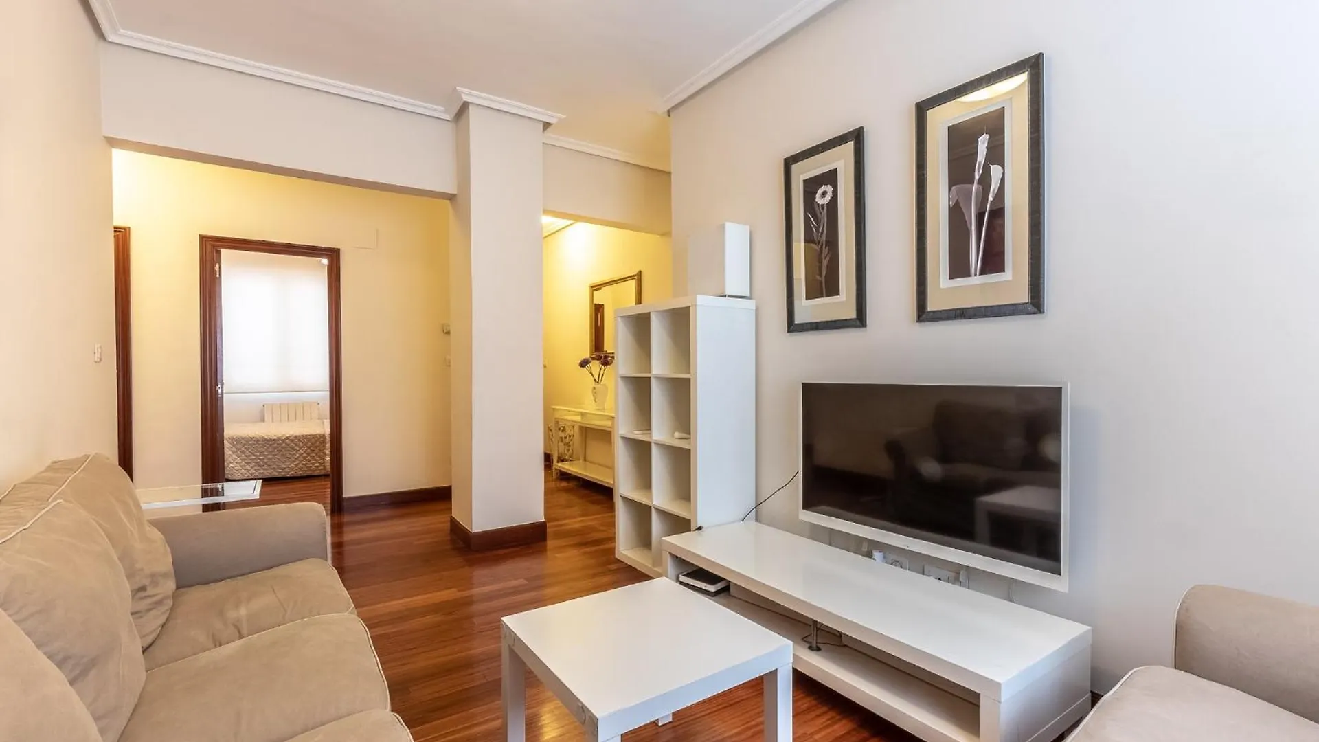 Ria Bilbao Flat Daire