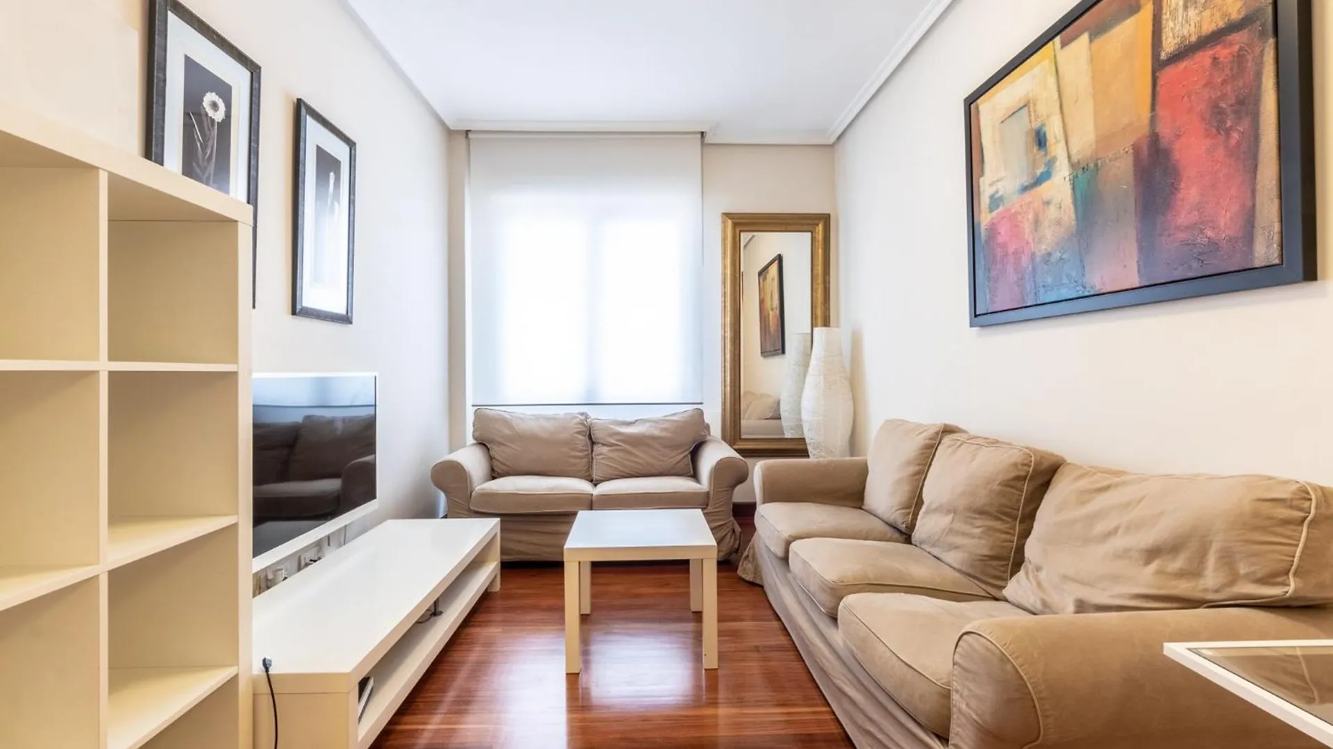 Ria Bilbao Flat Daire