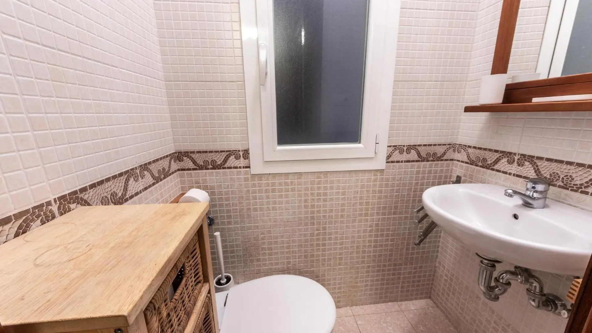 Ria Bilbao Flat Daire 0*,